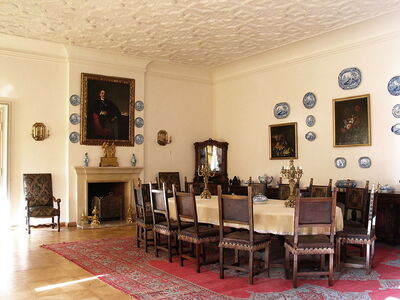 Expozice-bílá jídelna - Expose - weißes Esszimmer Schloss Dobris